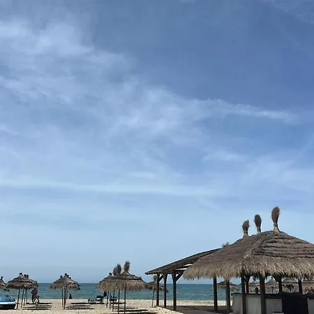 Apartment Cozy By Joni