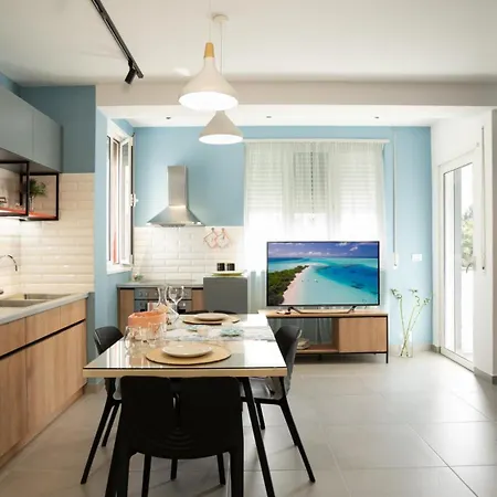 Cozy By Joni Apartment *